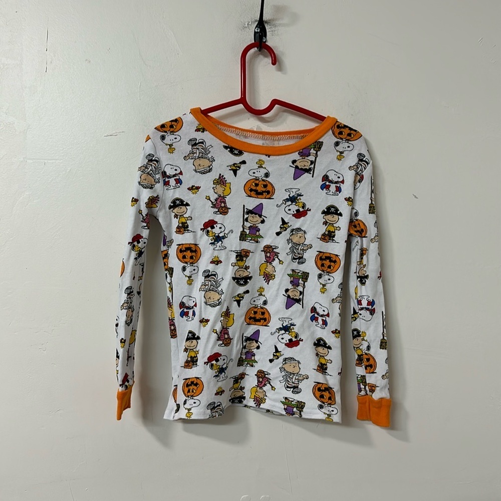 Peanut’s long sleeve